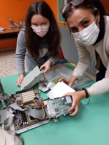 9a0e0f9e-ee90-45cf-87dc-bcab0853d8b6